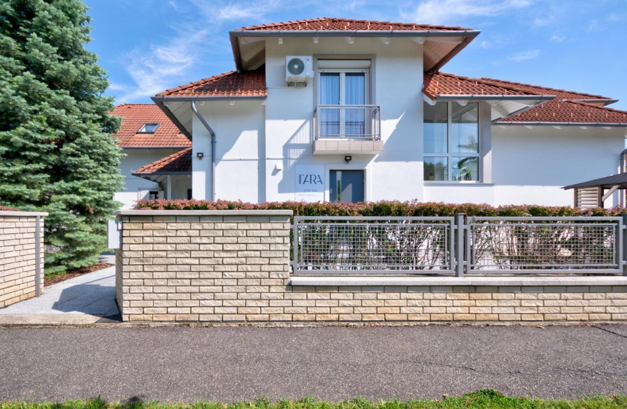 Villa Tara Bük Exterior foto