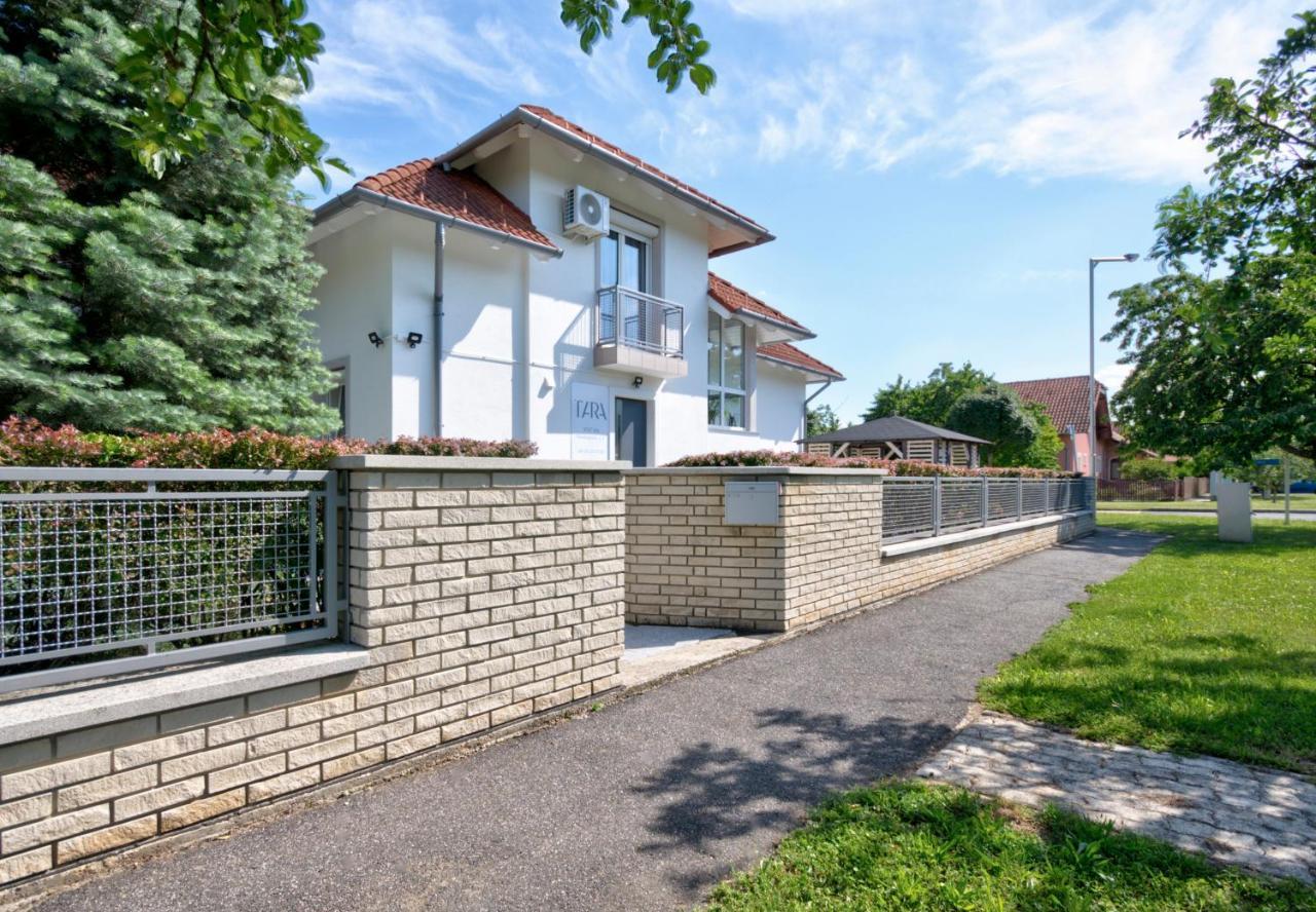 Villa Tara Bük Exterior foto